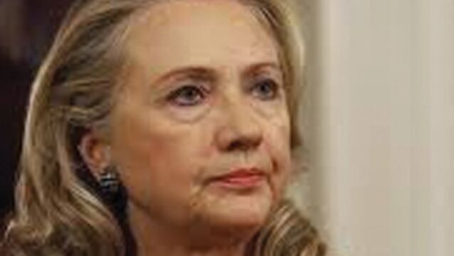 Hillary Clinton'ın 'Zor Kararlar'ı