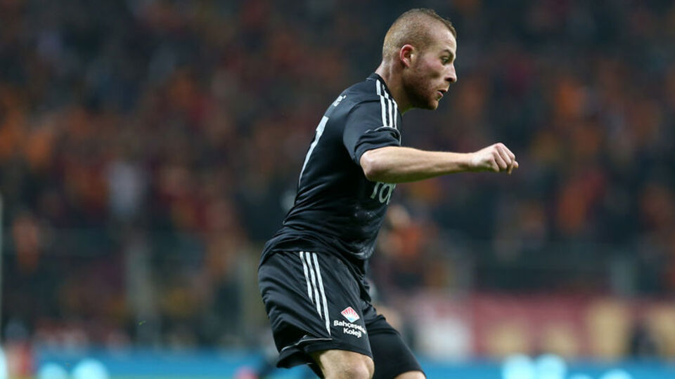 Beşiktaşlı futbolcuya silahlı saldırı