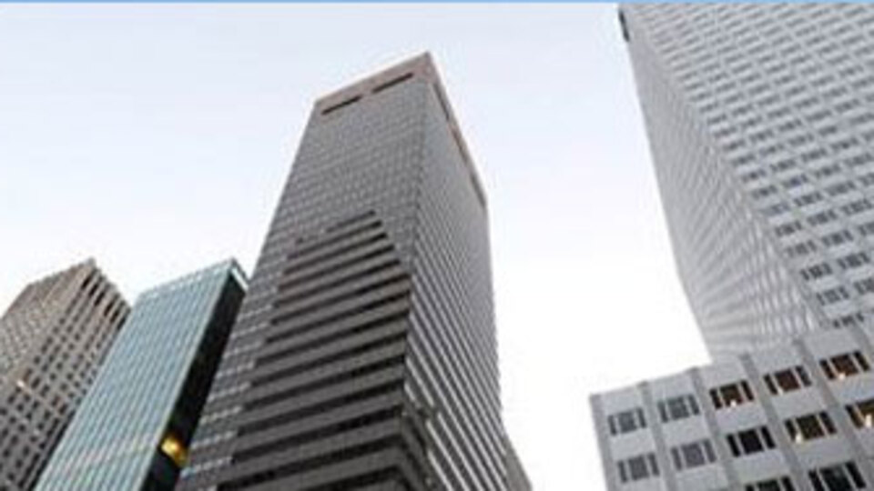 İran'ın gökdelenine el konuldu!