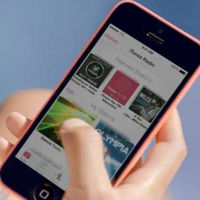 Apple bombayı patlatıyor! İşte yeni iOS8...