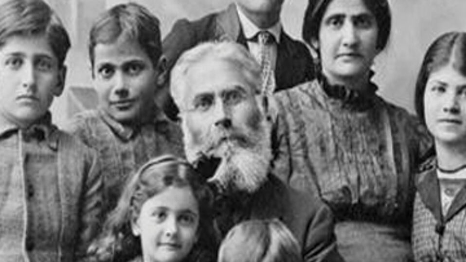 20. yüzyıla Dildilian'ların gözünden bakın