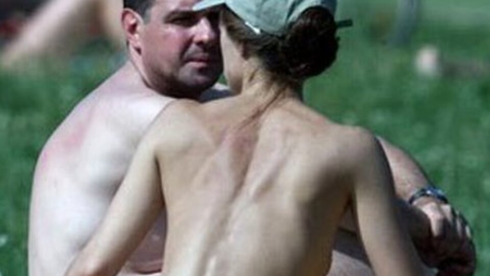 Bu şehirde çıplak gezmek serbest!