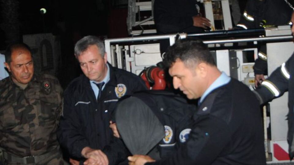 55 metrelik direkte 8 saat 'Kimlik' tepkisi