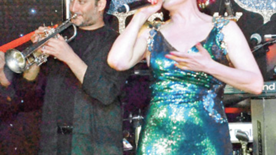 'Israrla dertlenmek istiyorsunuz'