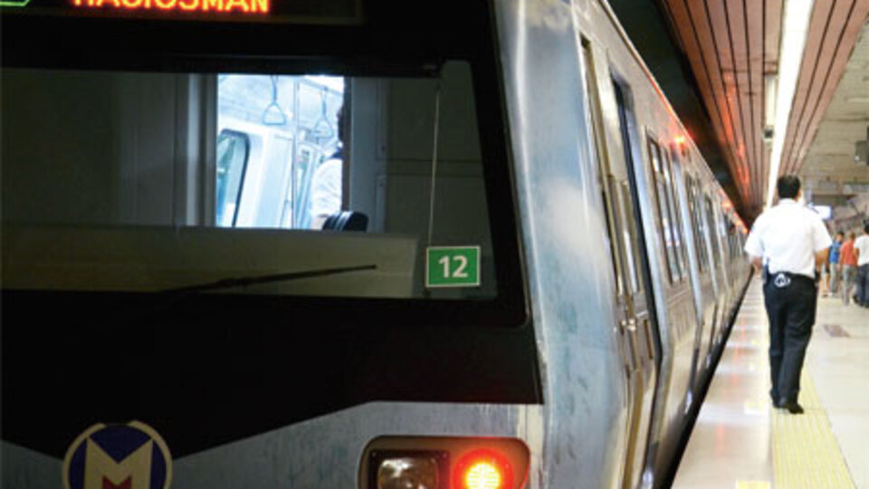 Metro yolcularından gece yarısı kampanyası