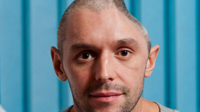 Metal kafatasıyla yaşayacak