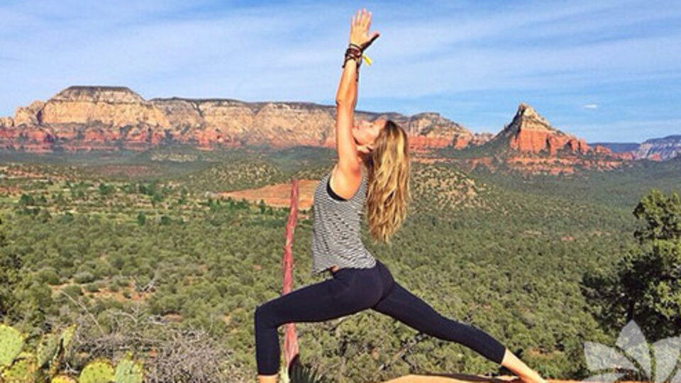 Gisele Bündchen'den yoga pozları