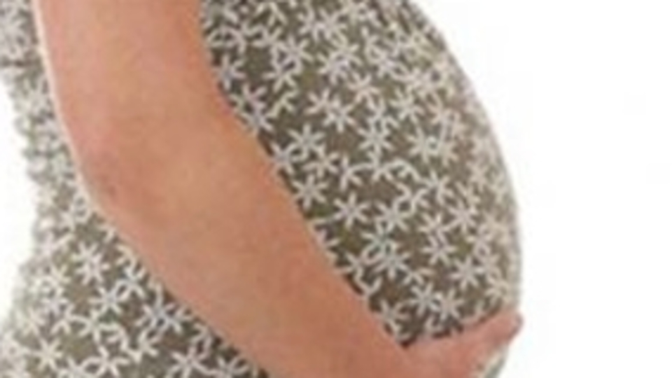 Sigarayı bıraktı anne oldu