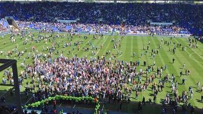 İngiltere'de olay var!