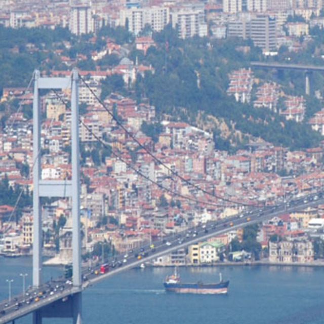 Köprü kapandı, vatandaş mağdur oldu