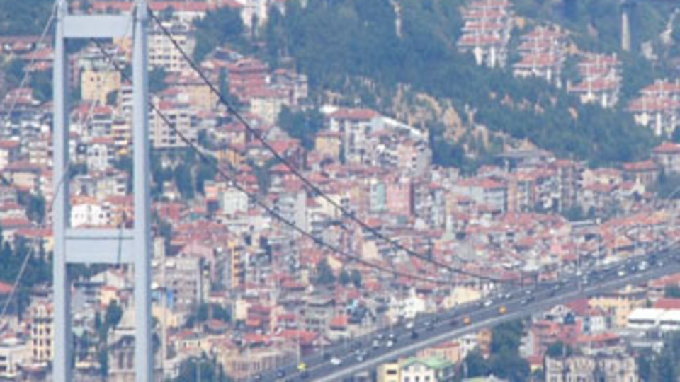 Köprü kapandı, vatandaş mağdur oldu