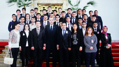 'Başbakan'ın olduğu o kare montaj çıktı' iddiası!