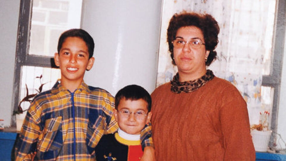 Annesi Arda'yı anlattı