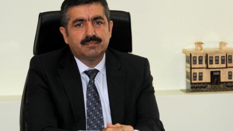 Van Valisi'nden Feyzioğlu'na yanıt