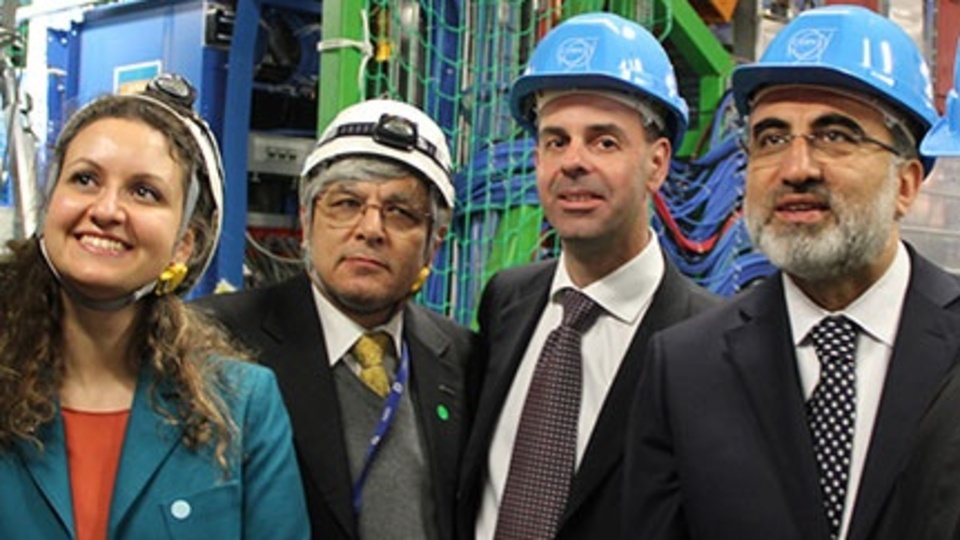 Türkiye CERN'e ortak üye oldu
