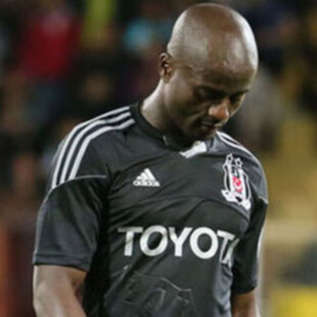 Dany, tesislere gitti ve...