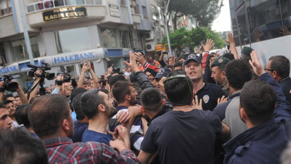 Başbakan Erdoğan'a Soma'da tepki