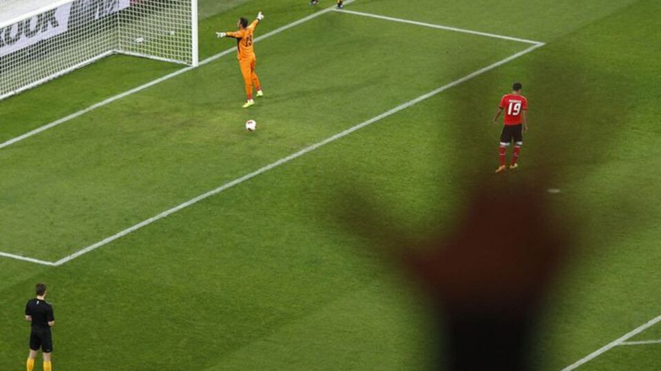 Benfica'nın kupa laneti sürüyor!