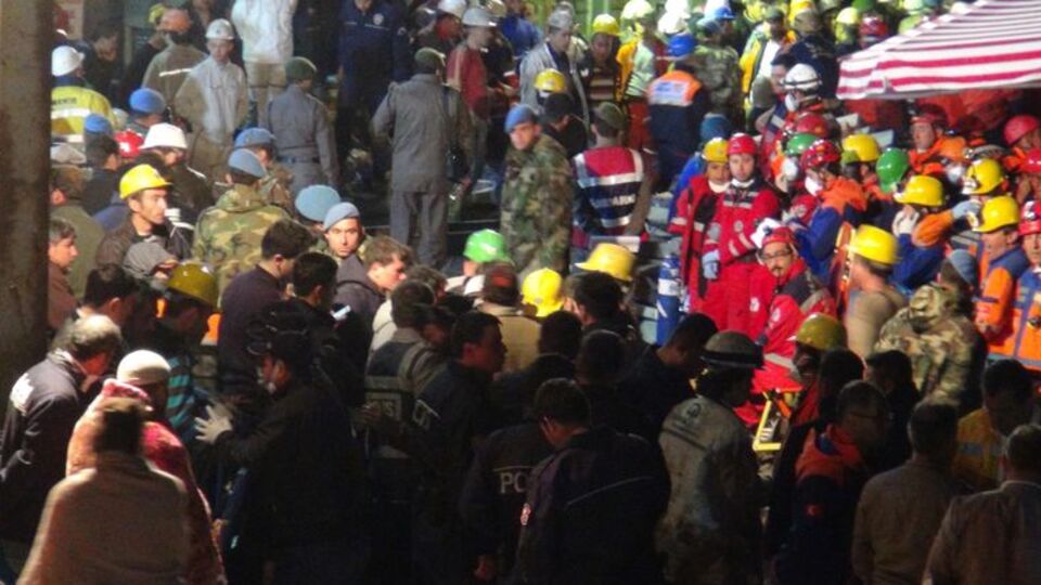 Valilik Soma'da gösteri ve yürüyüşü yasakladı