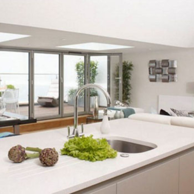 Savaş sığınakları lüks eve dönüştü