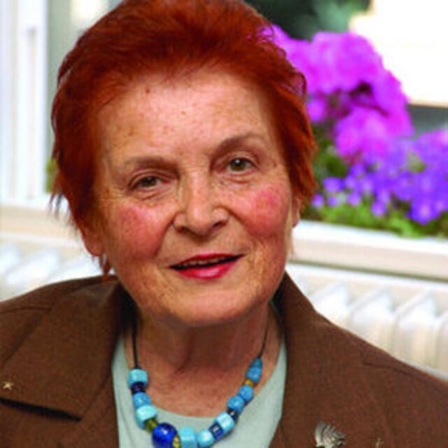 Türkân Saylan