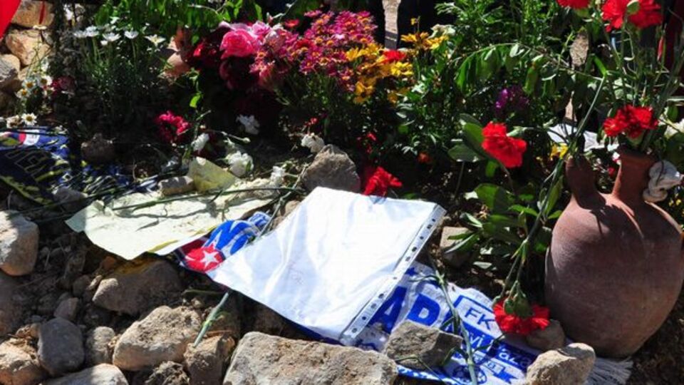 Madende ölen babasına mektup yazdı