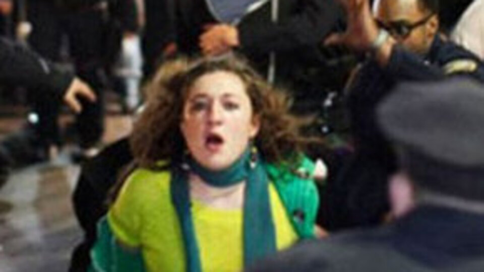 "Wall Street'i işgal et"eylemcisine hapis!