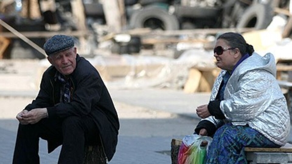 Ukrayna emekli maaş ödemelerini geçici olarak durdurdu