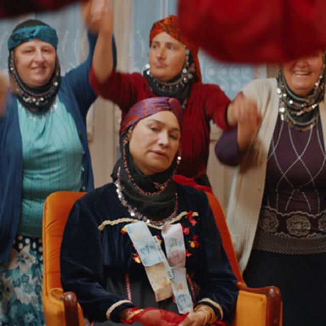 Sevdaluk'ta finale son iki hafta!