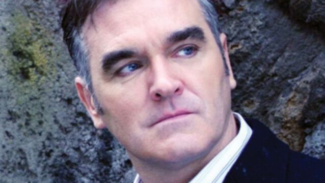 Morrissey'den 'İstanbul'a ezanlı açılış
