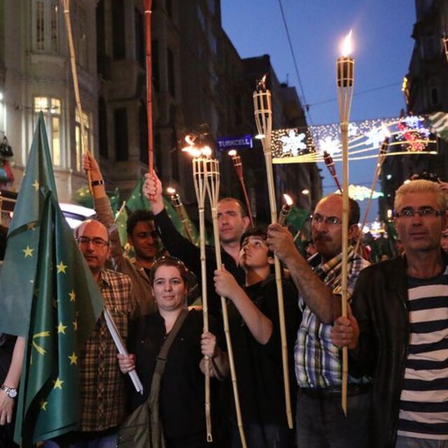 Rusya Başkonsolosluğu önünde Çerkes sürgünü protestosu