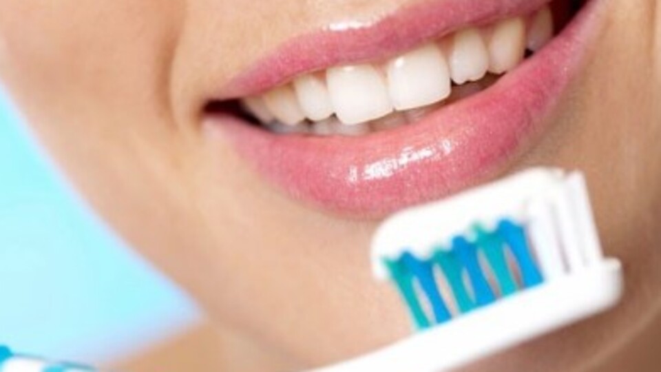 Her 3 kişiden biri dişlerini fırçalamıyor