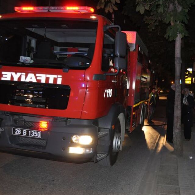 Yaşlı kadın yangında hayatını kaybetti!