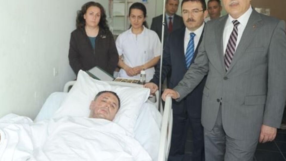 Vali Mutlu o polisi ziyaret etti