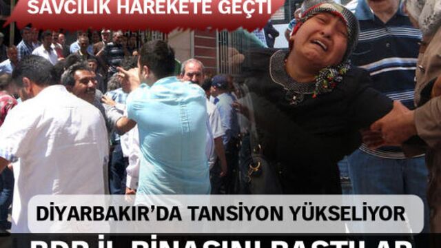 PKK'nın çocuklarını kaçırdığı aileler BDP'yi bastı!