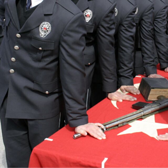 2 bin 500 polis şefine tayin