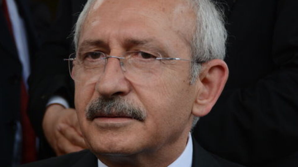 Kılıçdaroğlu'nun uçağı neden 2 saat gecikti?