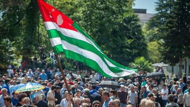 Abhazya'da Başbakan'a güvensizlik oyu