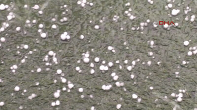 İstanbul'u dolu vurdu