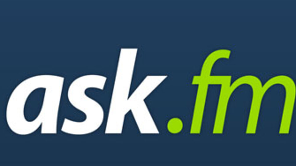 Ünlü siteye erişim engeli!