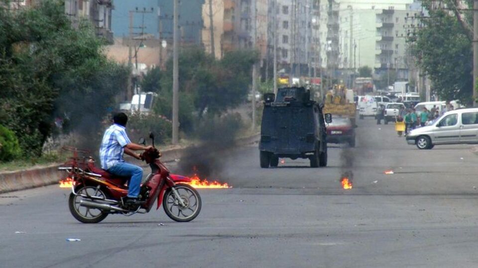 Cizre'de korkutan gerginlik!