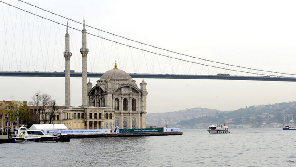 Ortaköy Camii bugün açılıyor