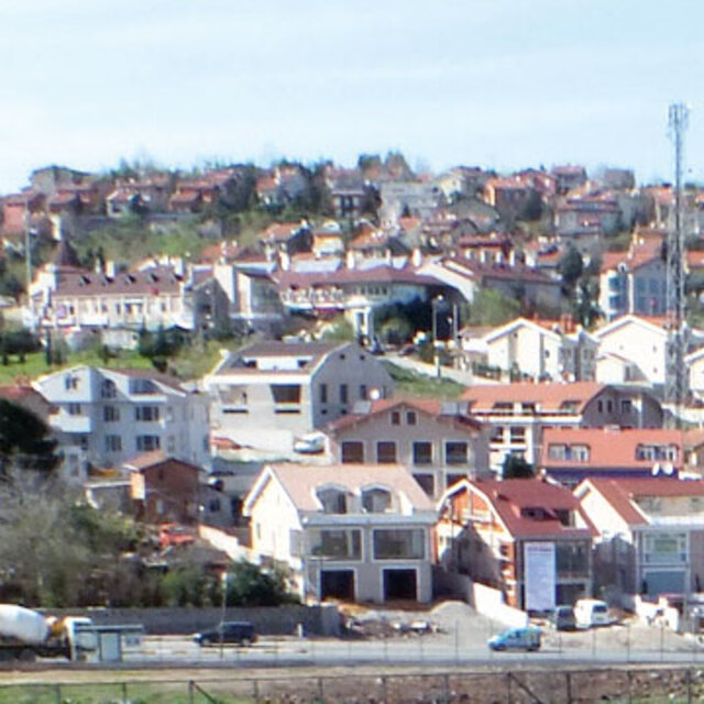Üstü villa altını sorma!
