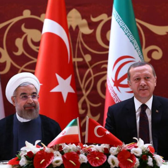 Türk Bayrağı'nın indirilmesine Başbakan Erdoğan'dan sert yanıt