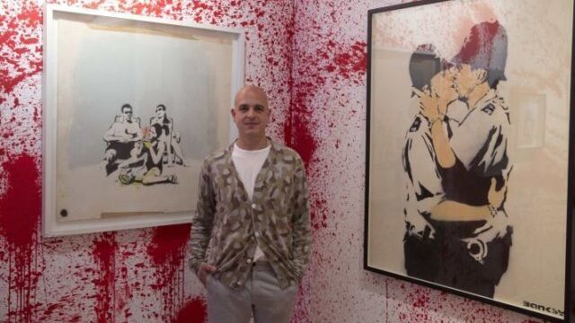 Banksy'nin ilk eserleri açık artırmaya sunuldu