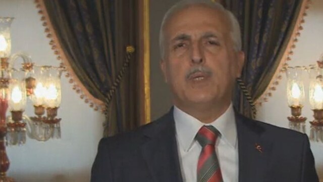 Vali Mutlu'dan bayrak şiiri