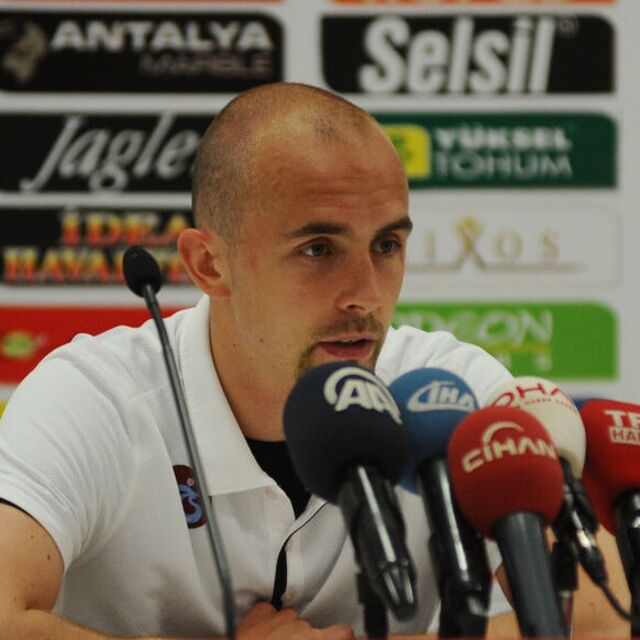 Adrian Katar yolcusu!