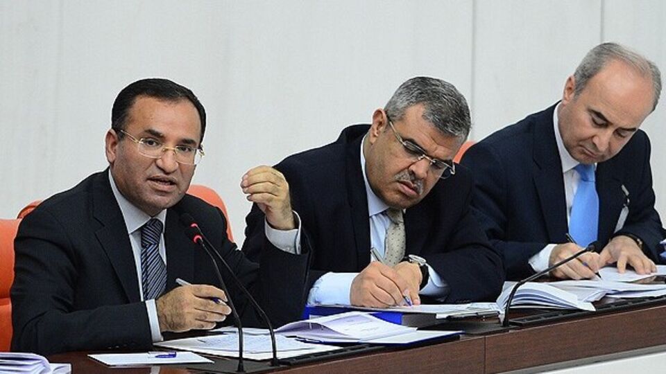 Adalet Bakanı Bozdağ'dan flaş açıklamalar