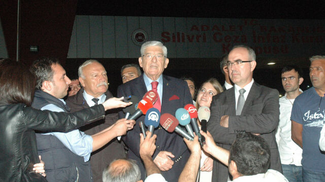 Hurşit Tolon cezaevinden çıktı!