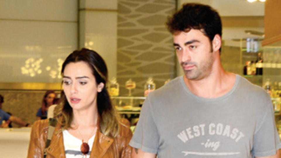 Söylentilere el ele cevap